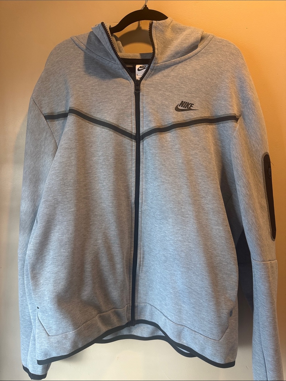 Nike Sportswear Tech Fleece Full-Zip Hoodie